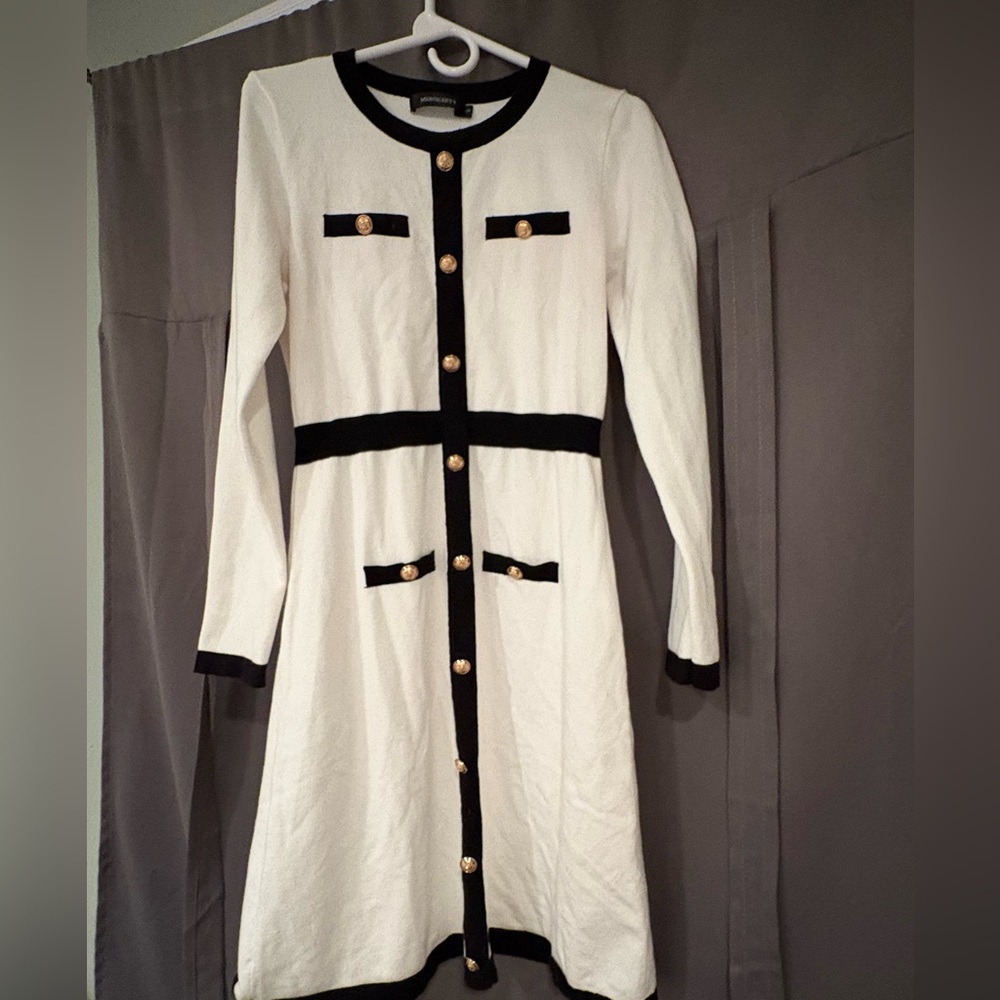 Merokeety Black and White dress